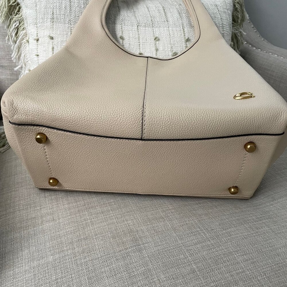 Coach Lana Shoulder Bag Chalk - Picture 3 of 16